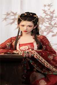 被退婚后，四千金都想要嫁给我