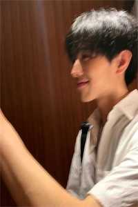 豪门闪婚，捡个甜崽当后妈热文