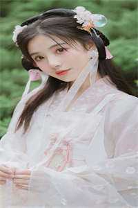 勾权臣，夺江山，嫡女重生满朝陪葬
