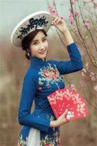 背剑之人，独断万古