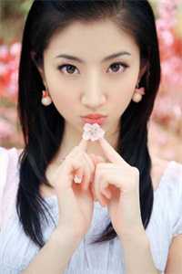 掉马甲后，太子妃杀疯了
