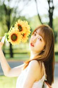 军婚甜蜜蜜，重生八零辣媳巧当家