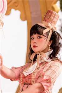 刚刚权倾朝野，就被女帝模拟人生热门小说