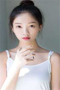 蛊惑洛泱