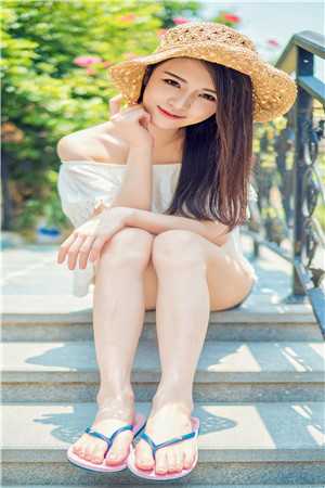 校花学姐，从结婚开始的恋爱！