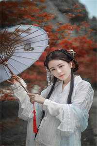 许默:离家后:父母追子火葬场了