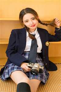 分手后，捡到一只吸血鬼美少女