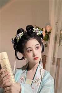 我精神失常后，他的爱开始觉醒