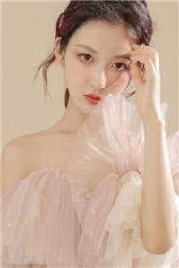 女友偏袒渴肤症竹马，我放手另娶