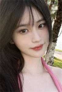 重生后，打脸假重生的性感幼师