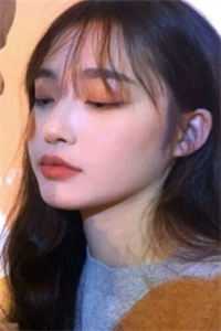 穿成团宠反派后摆烂自救