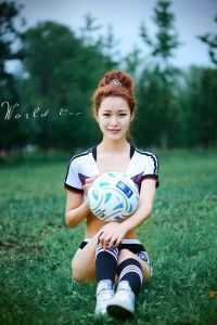 成全未婚夫和黑皮女佣后，他悔疯了