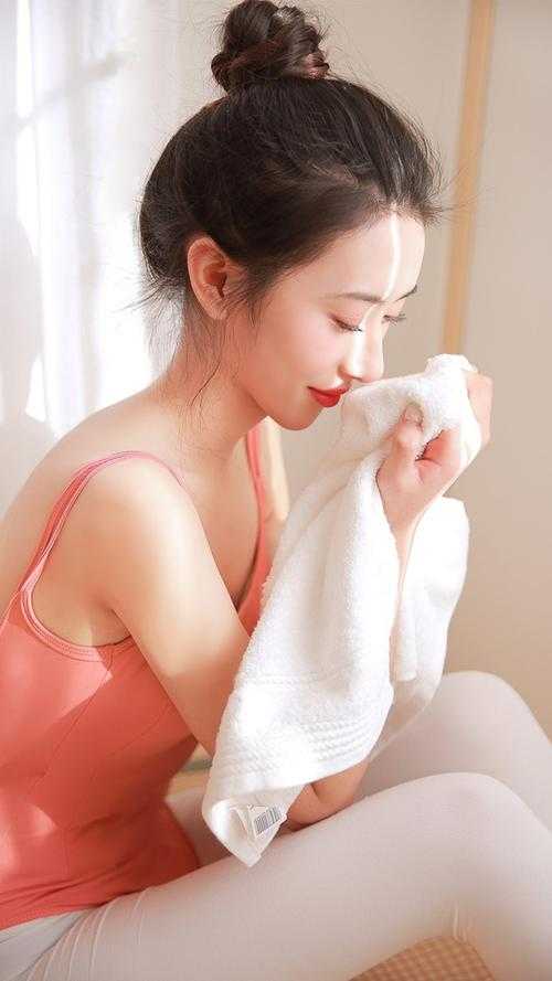 闺蜜齐穿七零，入错洞房嫁对郎