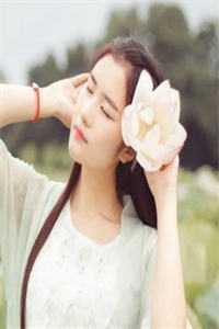 美女是鬼，不怕，我们来约会吧