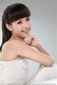 绿茶婆婆爱坐副驾驶位