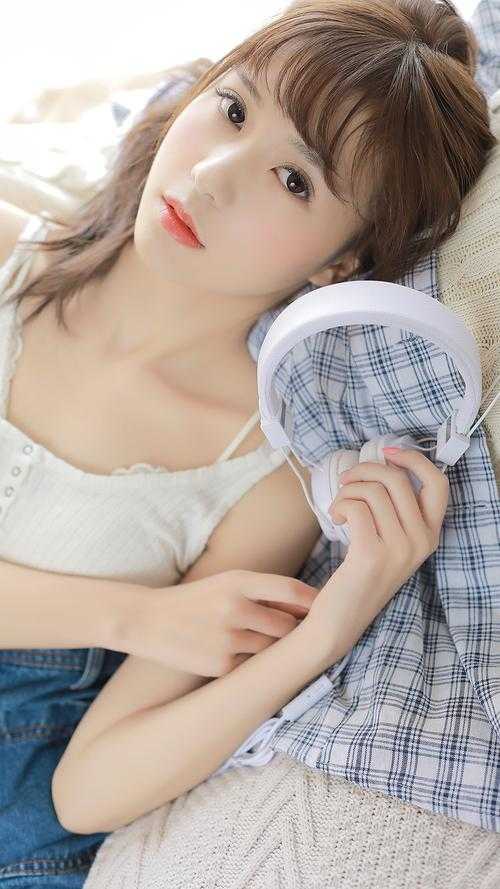 为了白月光，未婚夫把我扔到国外三年