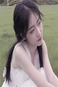 姐姐的裙摆燃了我整个夏夜