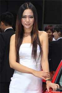 左手锤，右手叉，小师妹在修仙界乱杀