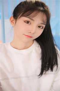 女友带我回家，却被她妈喊错名