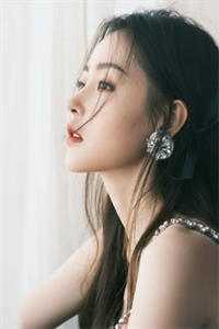 未婚妻被人下药，我选择无动于衷