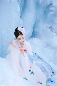 京圈首富抽变性女，换嫁后他疯了