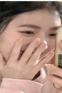 有感情洁癖总裁老婆生下别人孩子，离婚后她跪求我原谅
