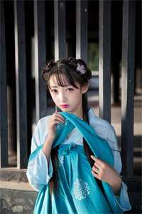 闪婚后，发现老公是高冷顶流