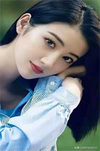 穿成替身女配后我爆红了