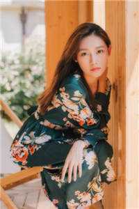 我是贵族学院早死的白月光女配