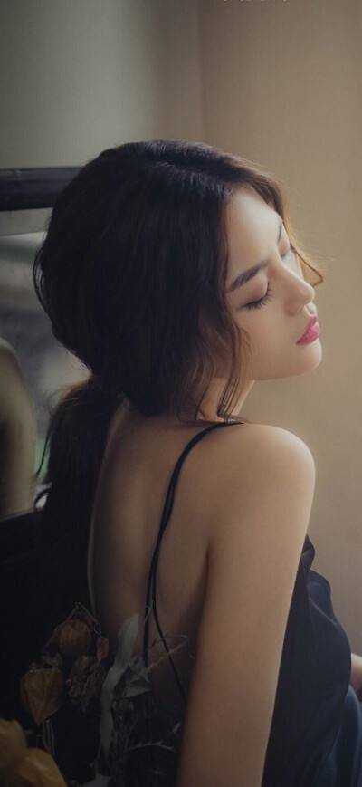 打脸装虐文女主的奇葩保姆
