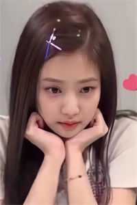 女儿不是他的，他却哭着不放手