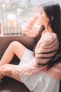 妈妈靠拍我的隐私走红，重生后我以牙还牙