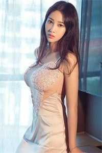 故人怀故宴，相思不相见