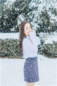 皇帝为宠妃杀我祭天后，他后悔了