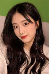 九位师娘顶不住，催我下山