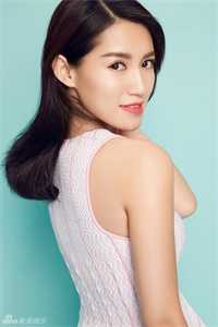 儿子的家教女老师跟我共享感官