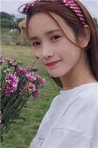 男友表妹是个灵异主播，每次探险厄运都会转移给我