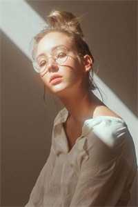 出山后，我一人屠尽妖魔