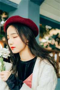 身上开花的女子