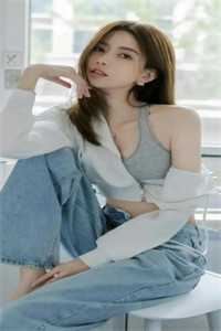 穿成女配后我用钞能力成了爽文女主