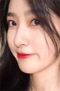 校花学姐，从结婚开始的恋爱！